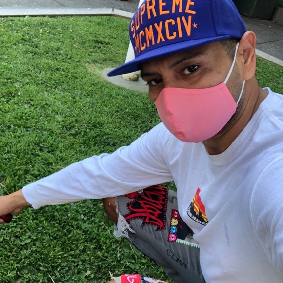 I sell street wear, make custom clothes, and resell vintage. Checkout @1994_Rx - Picture 7 of 8